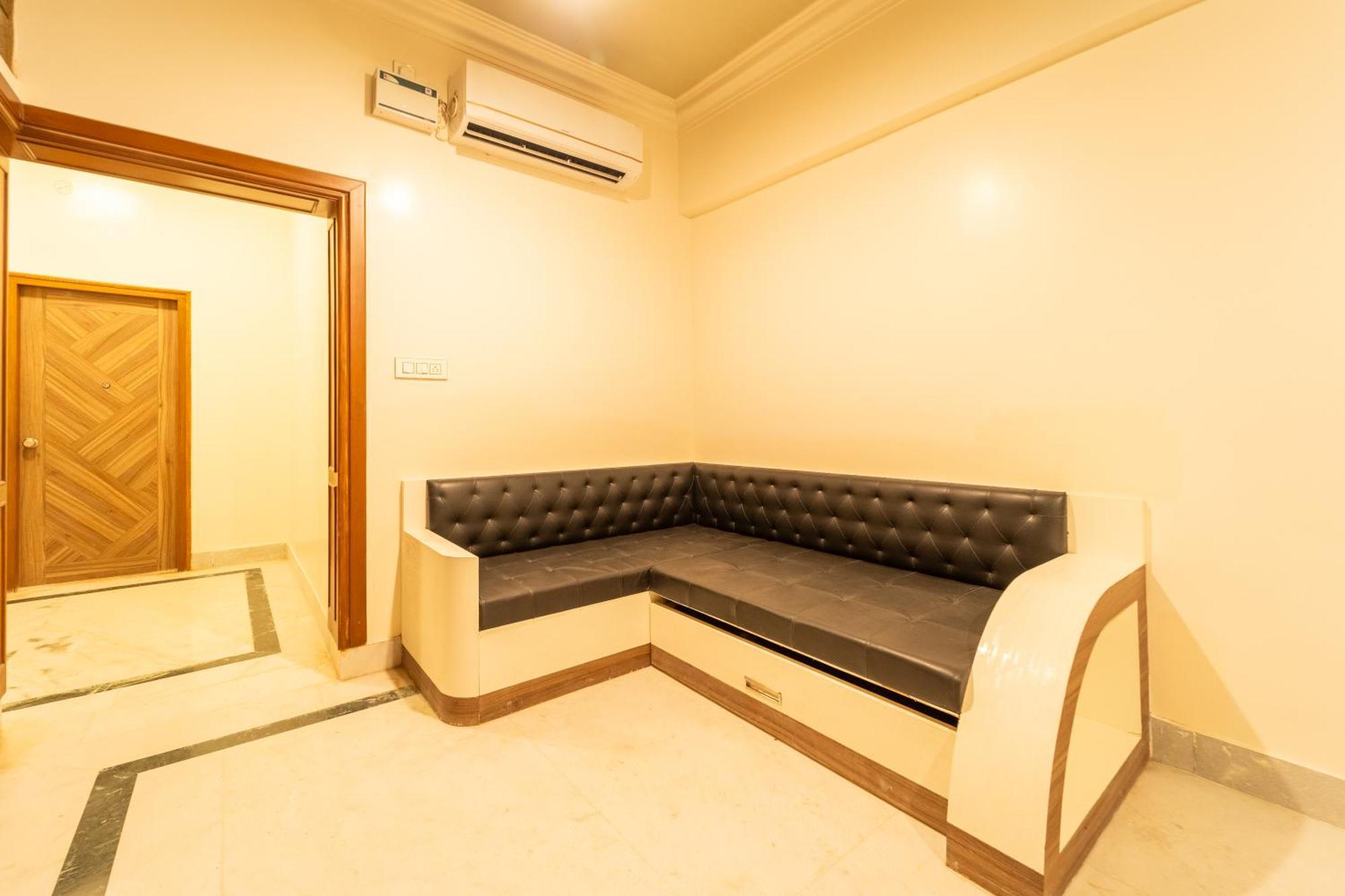 Seasons Suites - Hbr Bangalore Exterior foto
