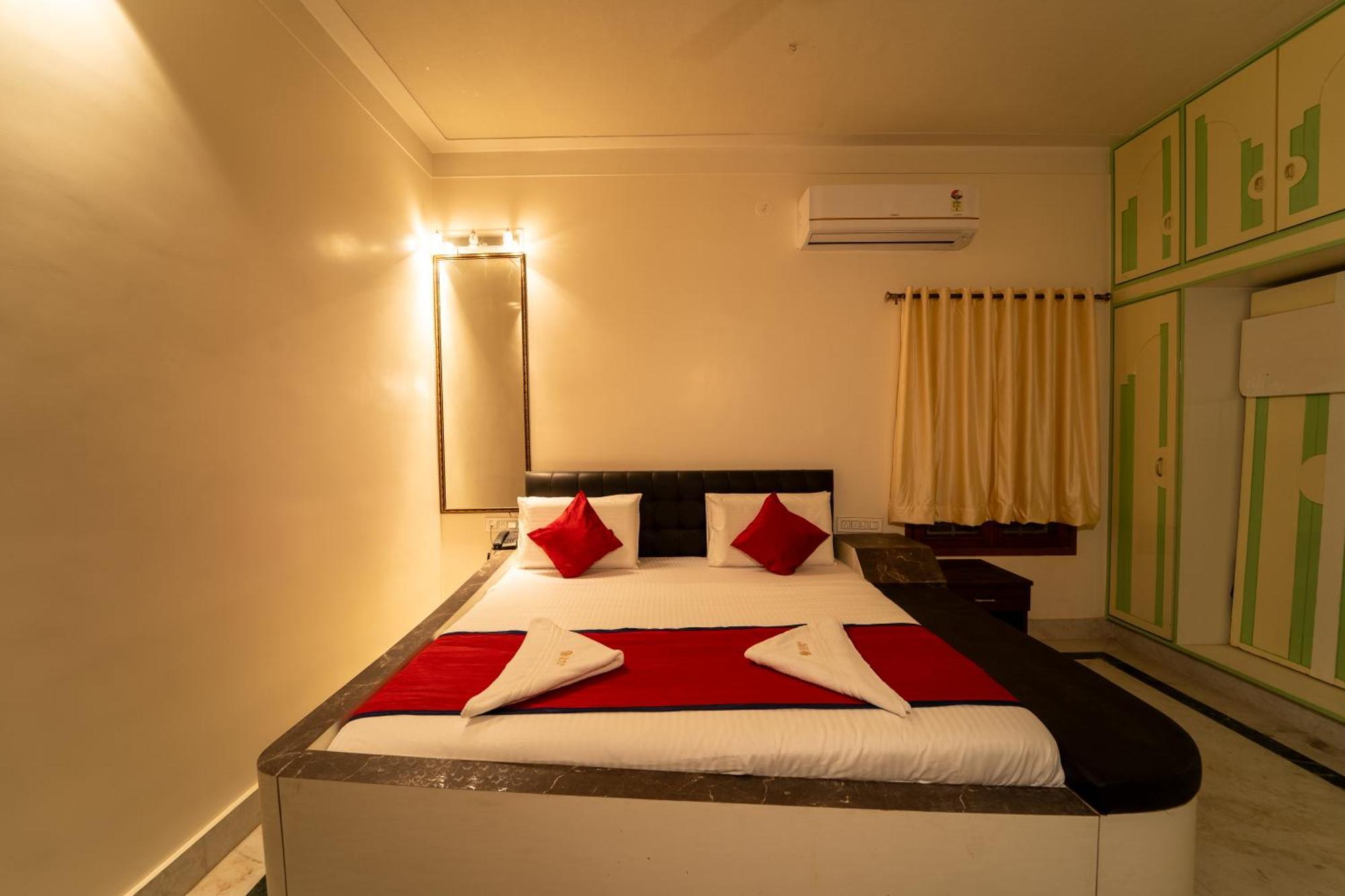 Seasons Suites - Hbr Bangalore Zimmer foto