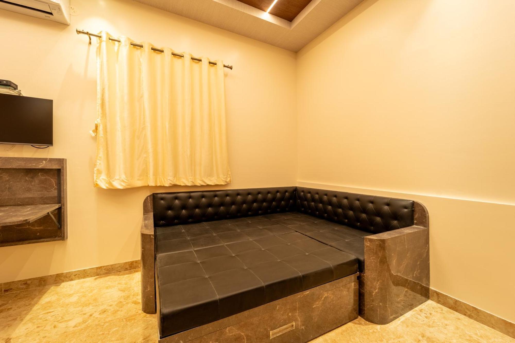 Seasons Suites - Hbr Bangalore Zimmer foto