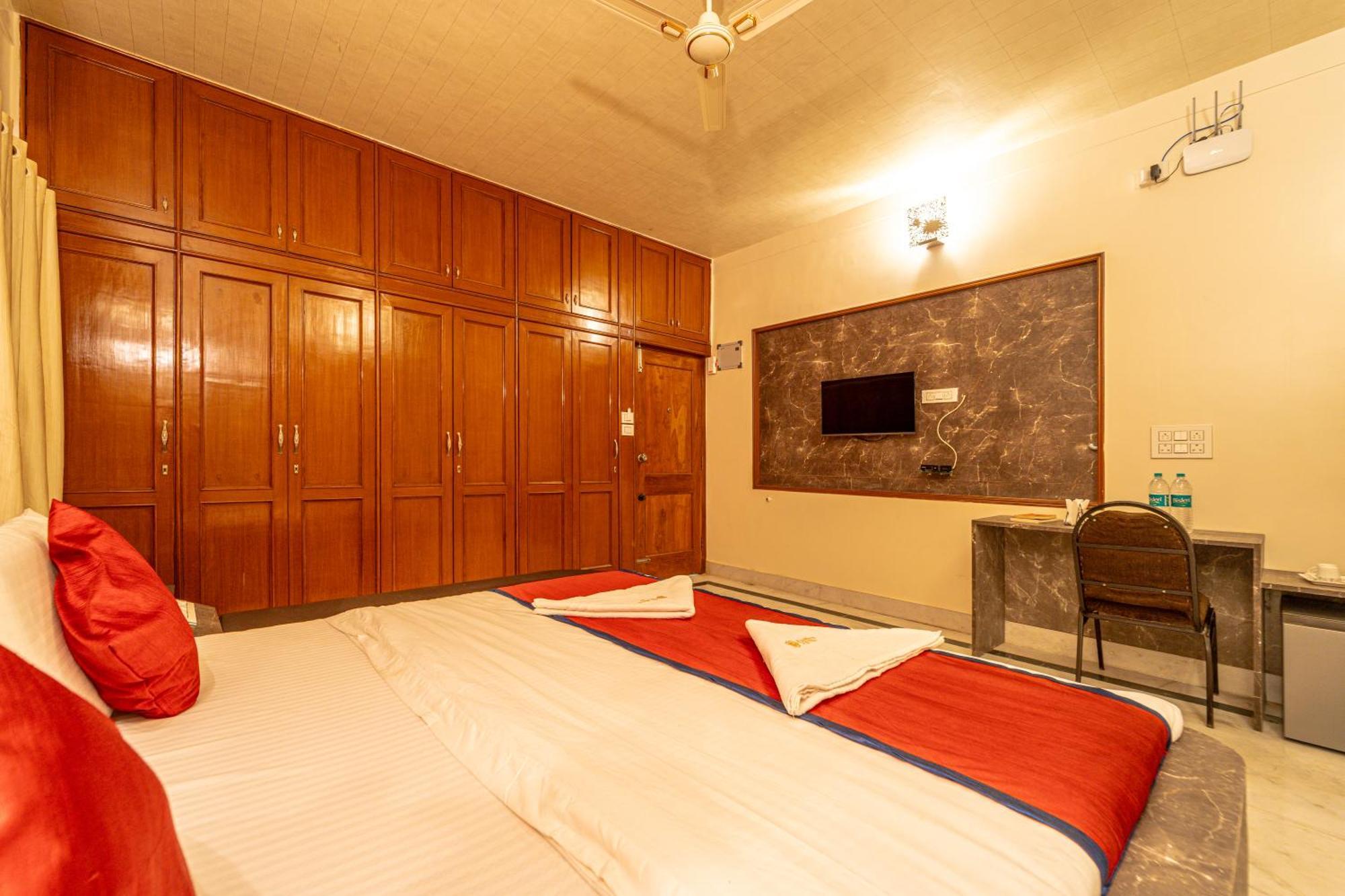Seasons Suites - Hbr Bangalore Zimmer foto