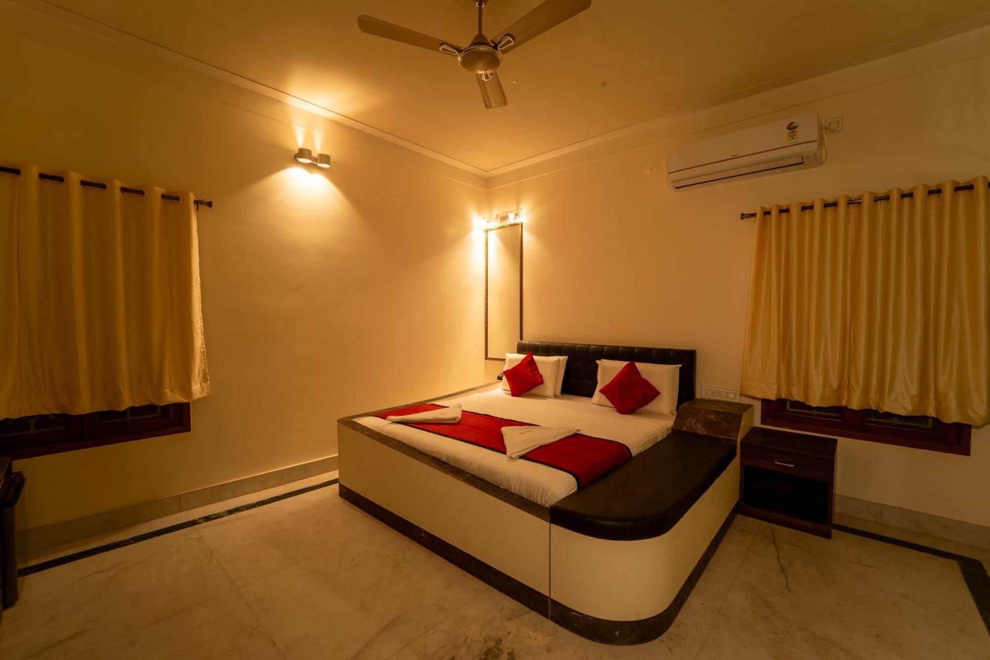 Seasons Suites - Hbr Bangalore Zimmer foto