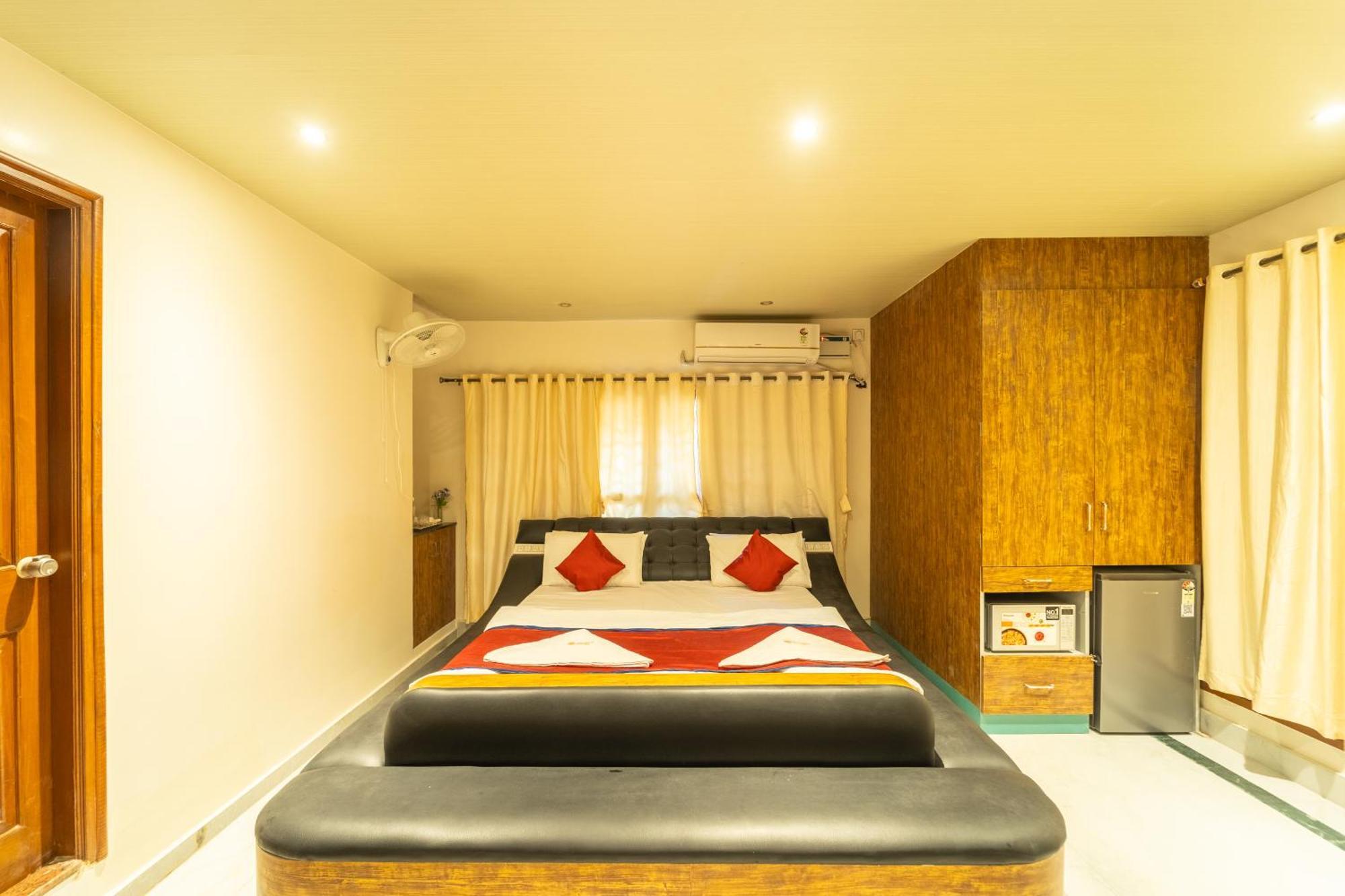 Seasons Suites - Hbr Bangalore Zimmer foto