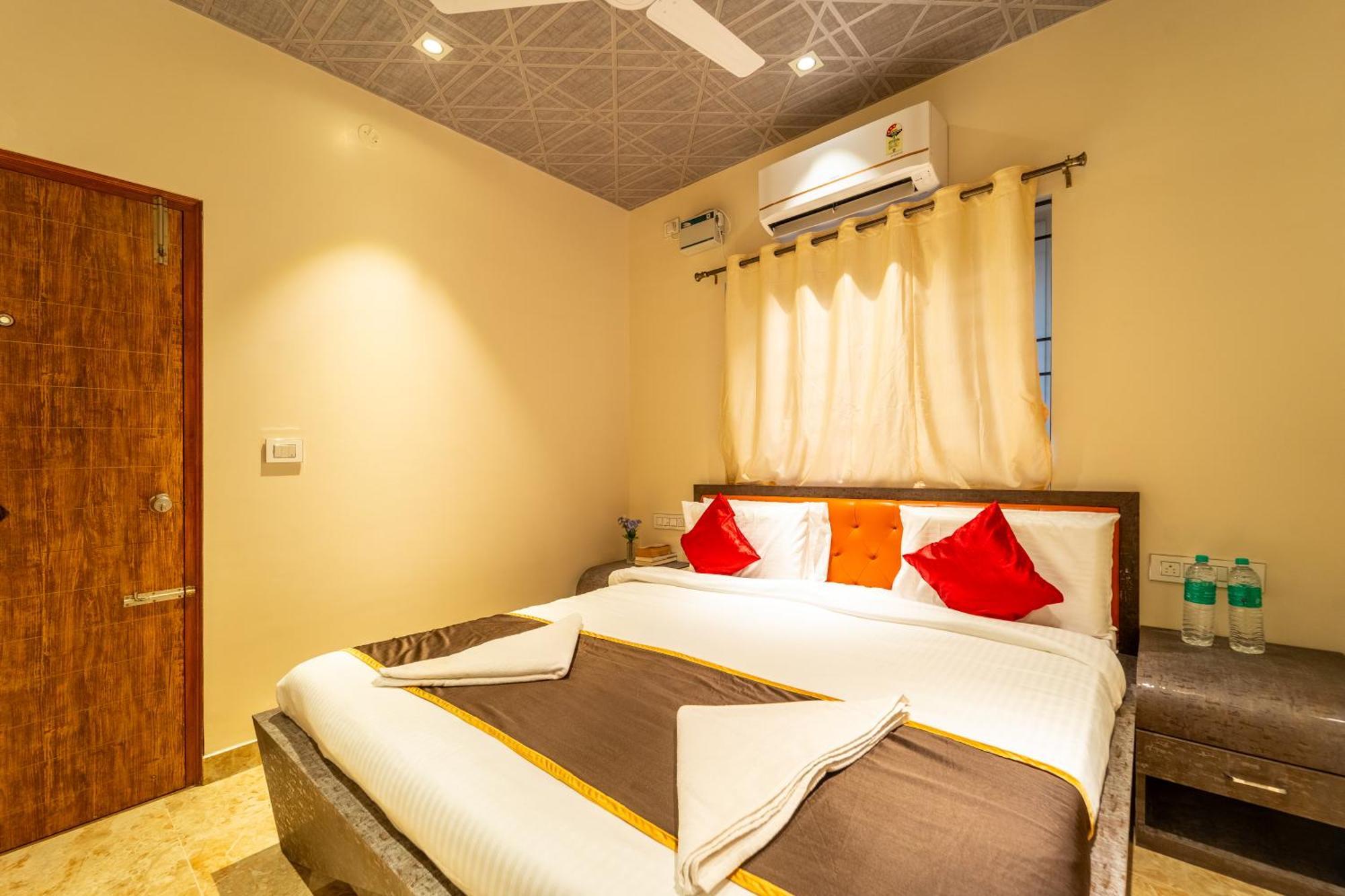 Seasons Suites - Hbr Bangalore Zimmer foto